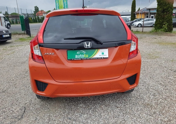 Honda Jazz cena 55900 przebieg: 92000, rok produkcji 2016 z Goleniów małe 704